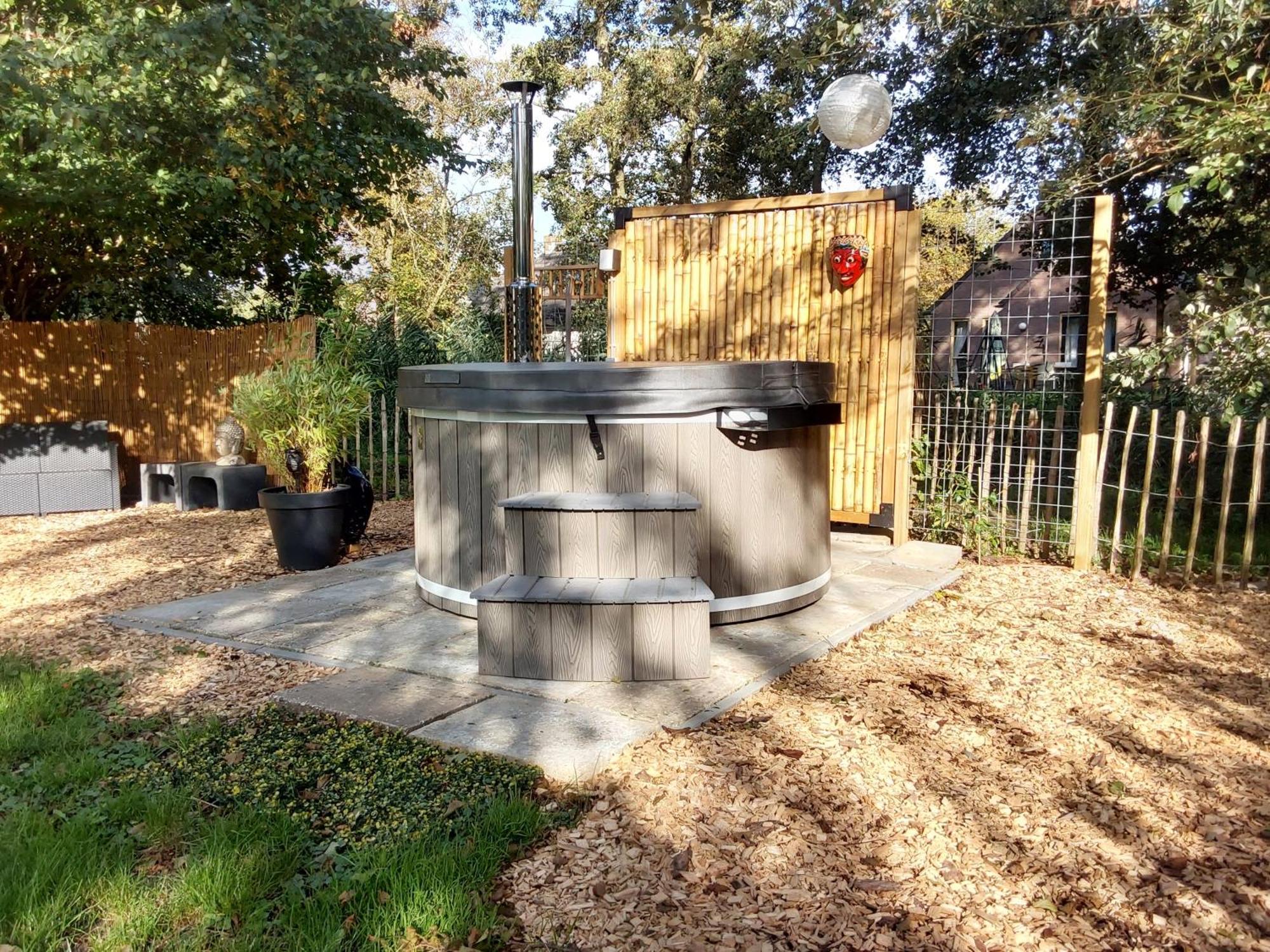 Rumah Senang Wellness Met Hottub En Tuin Ewijk Exterior foto